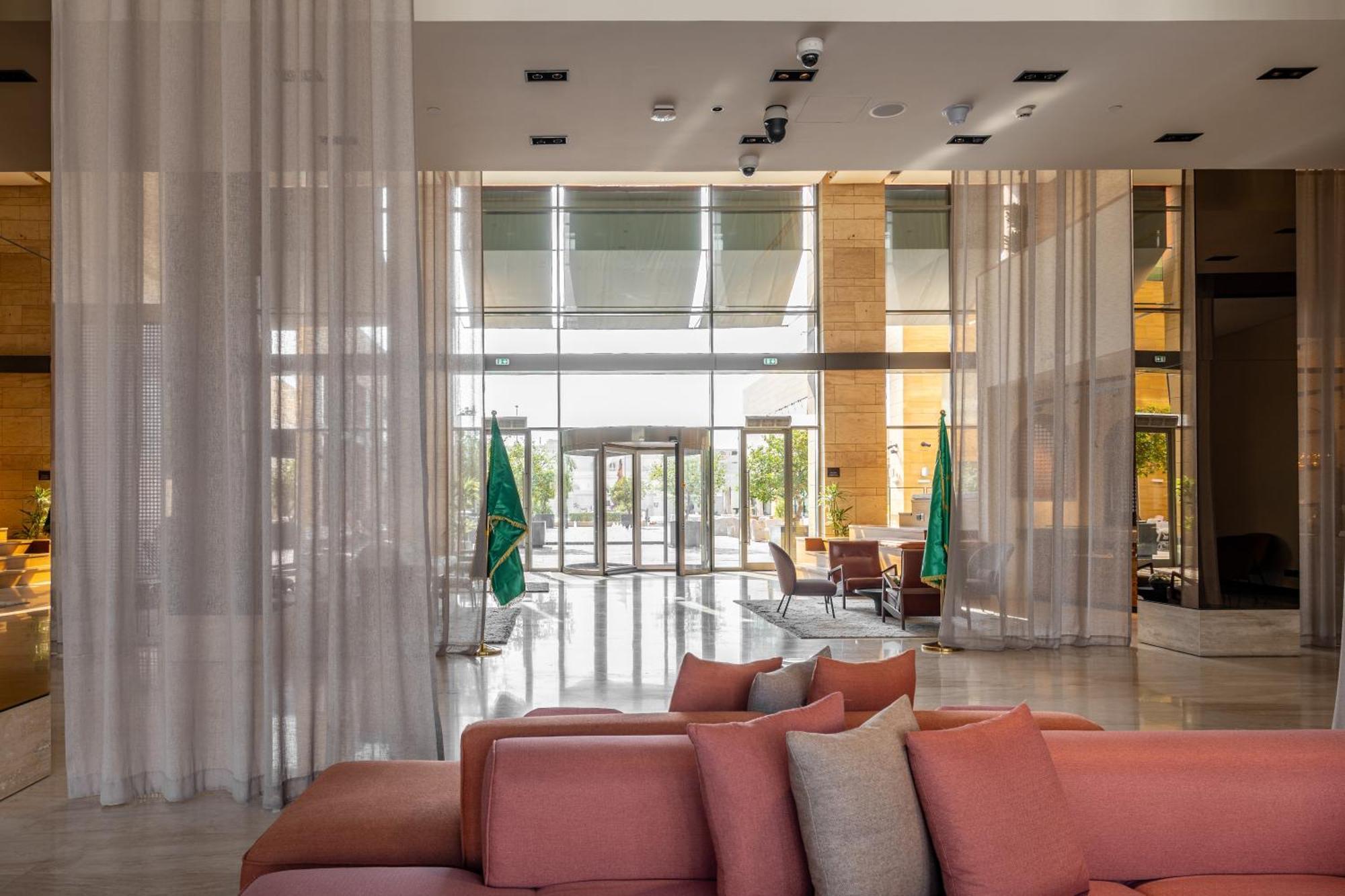 Shirvan Hotel City Yard เจดดาห์ ภายนอก รูปภาพ Lobby