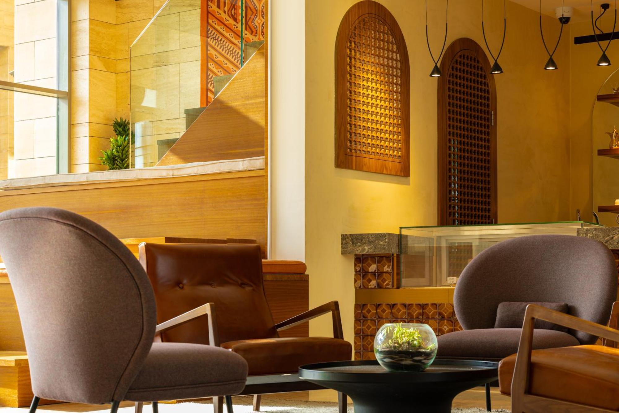 Shirvan Hotel City Yard เจดดาห์ ภายนอก รูปภาพ The lobby of the hotel